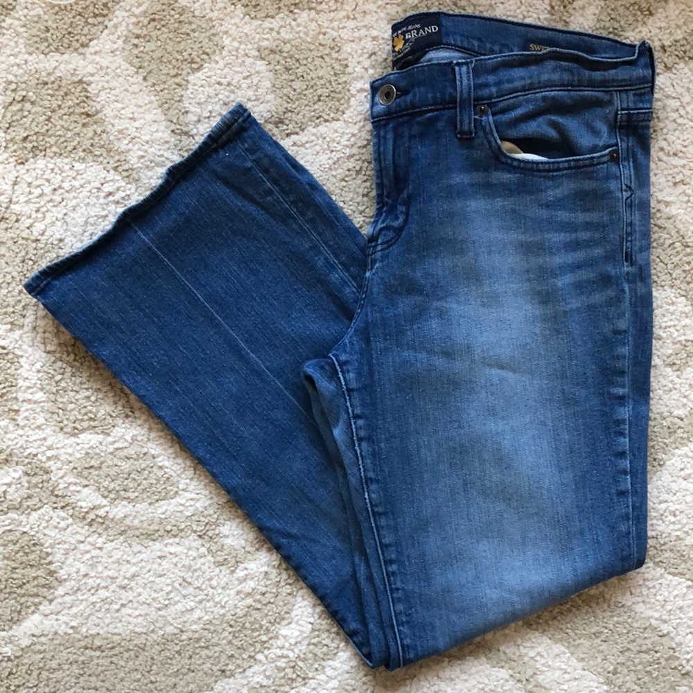 Lucky Brand sweet’n low medium wash jeans